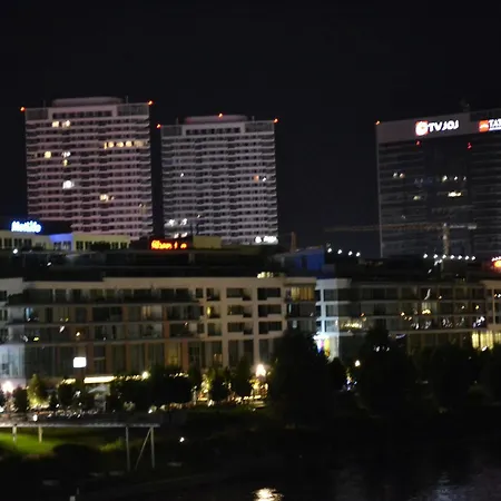 Panorama Apartment *